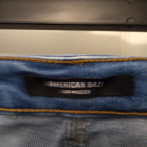 American Mazi Distressed Denim Shorts(L) NWOT - Picture 6 of 8